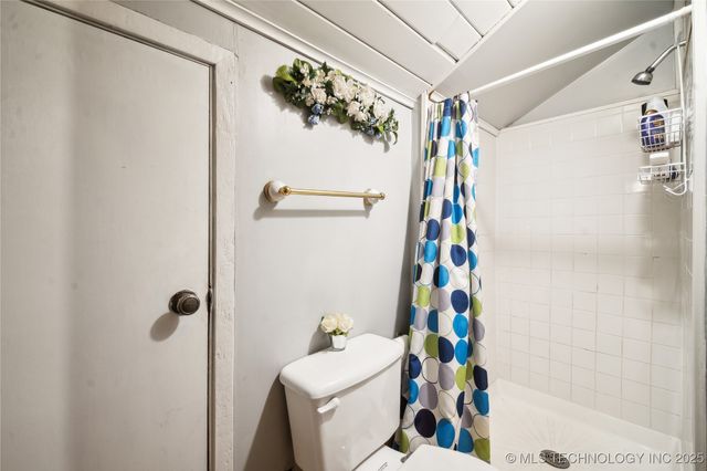 2 Diamond Head Drive, Sand Springs, OK 74063