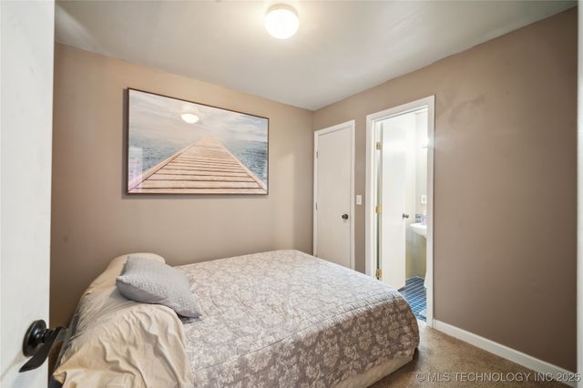 2 Diamond Head Drive, Sand Springs, OK 74063