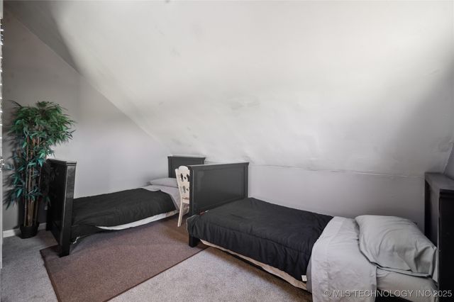 2 Diamond Head Drive, Sand Springs, OK 74063