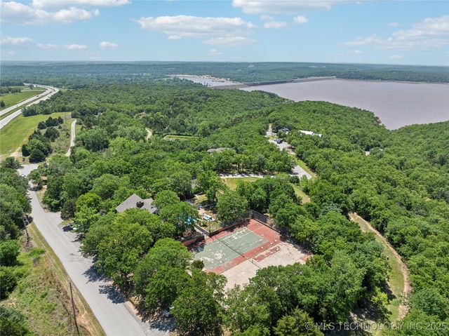 2 Diamond Head Drive, Sand Springs, OK 74063