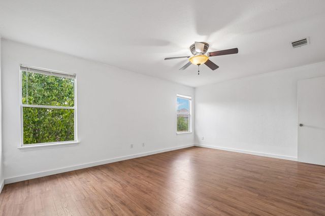 263 Quarter Ave, Buda, TX 78610