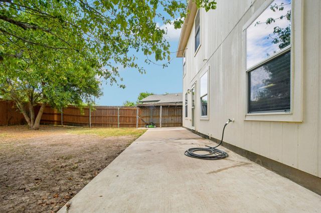 263 Quarter Ave, Buda, TX 78610