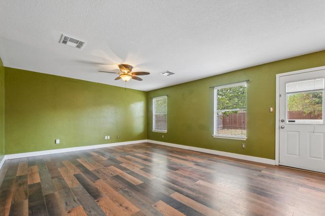 263 Quarter Ave, Buda, TX 78610
