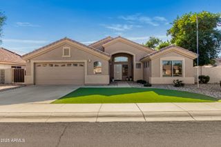13459 W Acapulco Lane, Surprise, AZ 85379
