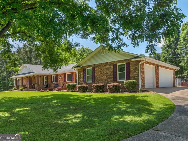 525 Levi Barnes Road, Jackson, GA 30233