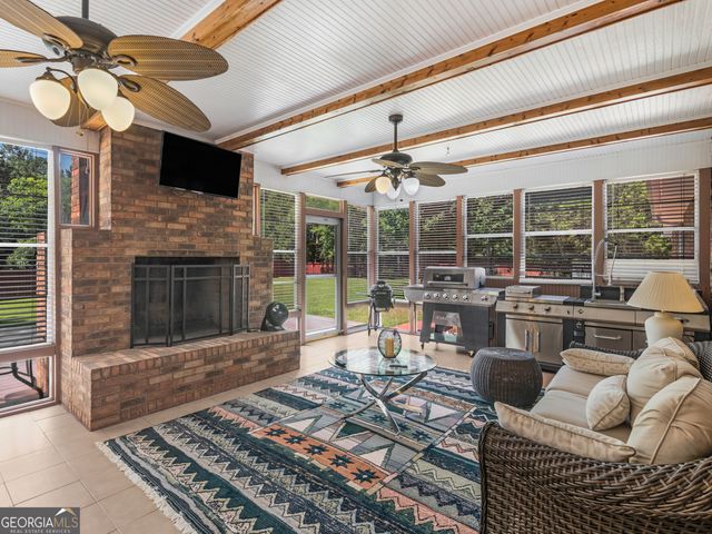 525 Levi Barnes Road, Jackson, GA 30233