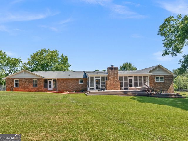 525 Levi Barnes Road, Jackson, GA 30233