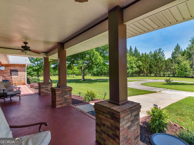525 Levi Barnes Road, Jackson, GA 30233