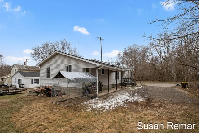 212 Mill Street, Ionia City, MI 48846
