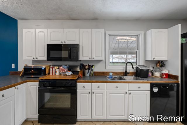 212 Mill Street, Ionia City, MI 48846