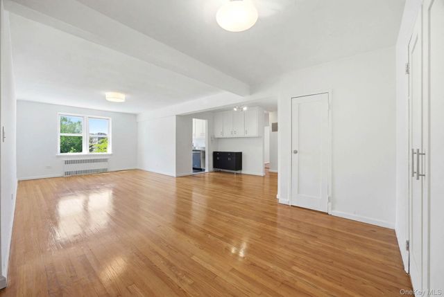 800 Grand Concourse 2DN, Bronx, NY 10451