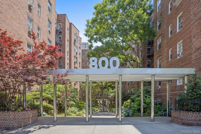 800 Grand Concourse 2DN, Bronx, NY 10451