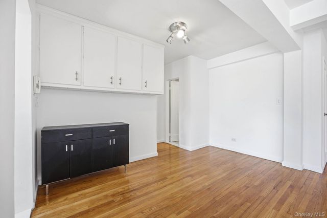 800 Grand Concourse 2DN, Bronx, NY 10451