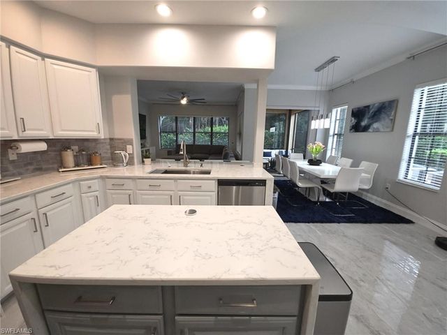 1318 Corso Palermo CT 3, Naples, FL 34105