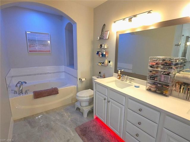 1318 Corso Palermo CT 3, Naples, FL 34105