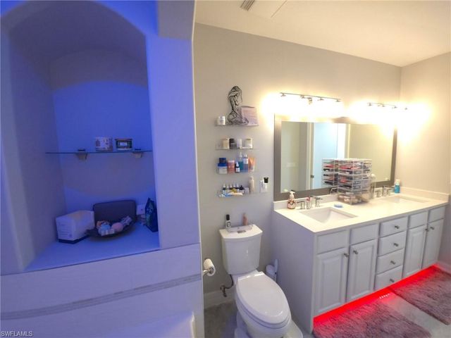 1318 Corso Palermo CT 3, Naples, FL 34105