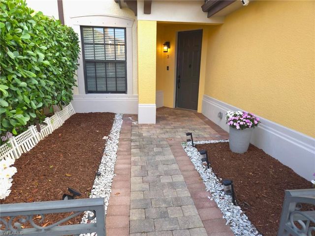 1318 Corso Palermo CT 3, Naples, FL 34105