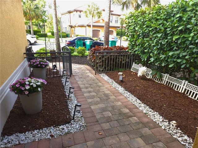 1318 Corso Palermo CT 3, Naples, FL 34105