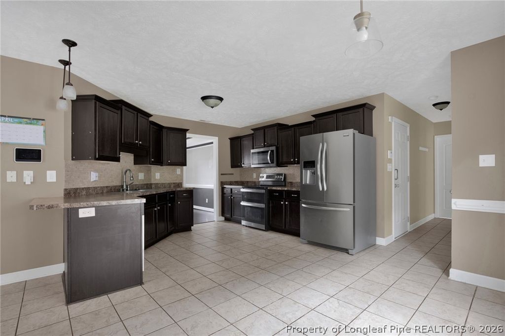 467 Thorncliff Drive, Raeford, NC 28376 — photo 12