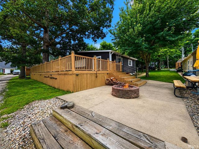 3097 E Stahl Road, Monon, IN 47959