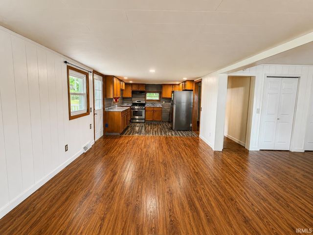3097 E Stahl Road, Monon, IN 47959