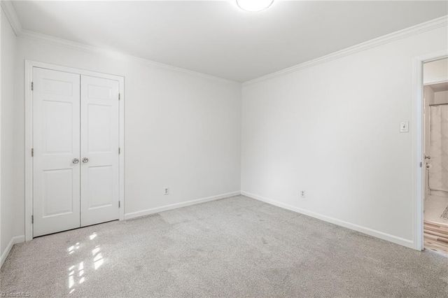 6 Fountain View Circle H, Greensboro, NC 27405