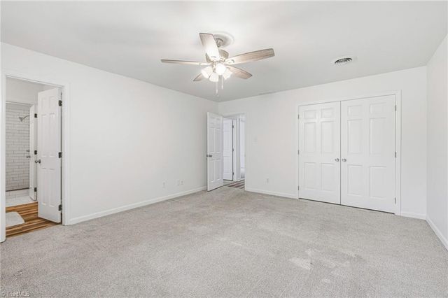 6 Fountain View Circle H, Greensboro, NC 27405