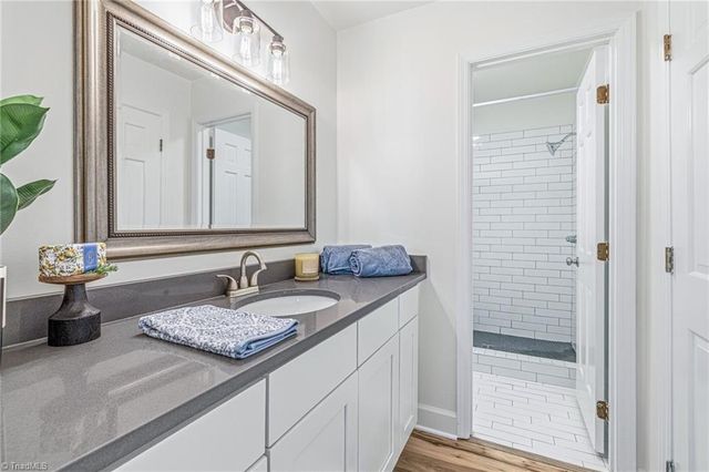 6 Fountain View Circle H, Greensboro, NC 27405