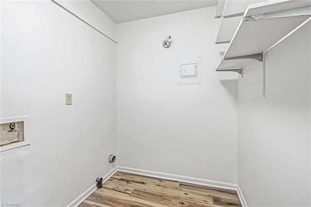 6 Fountain View Circle H, Greensboro, NC 27405