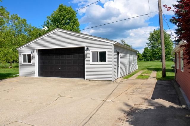 50400 Fairchild Road, New Baltimore, MI 48051