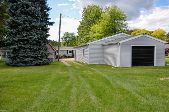 50400 Fairchild Road, New Baltimore, MI 48051