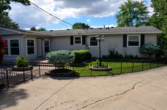 50400 Fairchild Road, New Baltimore, MI 48051