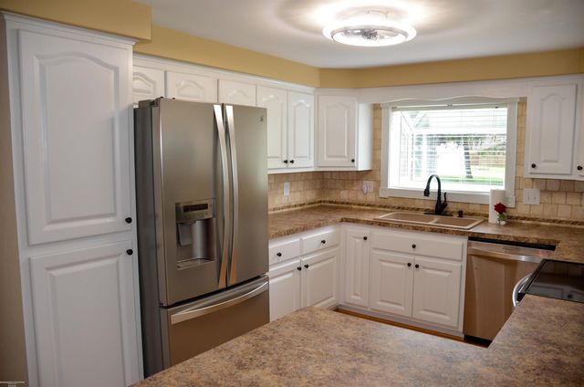 50400 Fairchild Road, New Baltimore, MI 48051