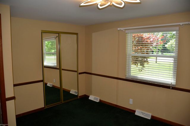 50400 Fairchild Road, New Baltimore, MI 48051
