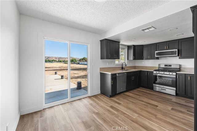 16114 Valeport, Lancaster, CA 93535