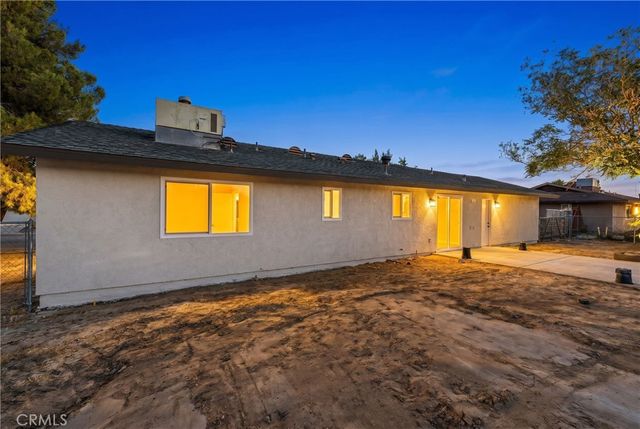 16114 Valeport, Lancaster, CA 93535
