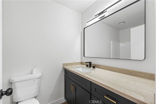 16114 Valeport, Lancaster, CA 93535