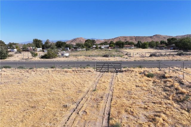 16114 Valeport, Lancaster, CA 93535