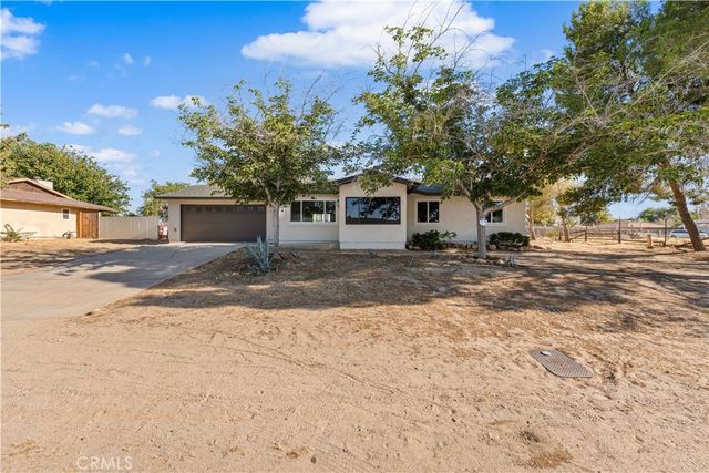 16114 Valeport, Lancaster, CA 93535