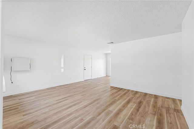 16114 Valeport, Lancaster, CA 93535
