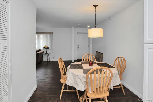 94 Gauguin Court 94, Middle Island, NY 11953