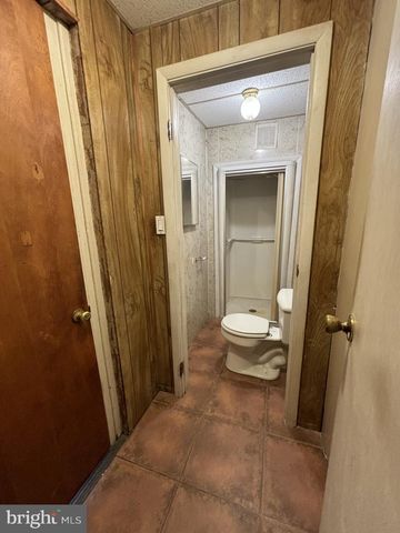 16 BARNT AVE, Trenton, NJ 08611