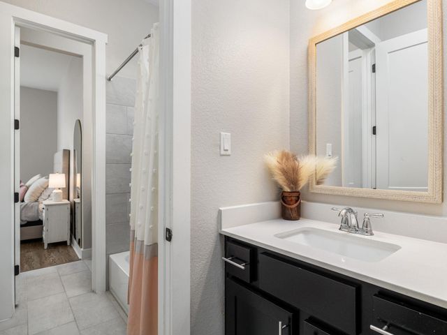 901 Clark CV, Buda, TX 78610