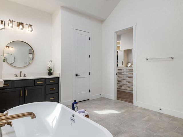 901 Clark CV, Buda, TX 78610