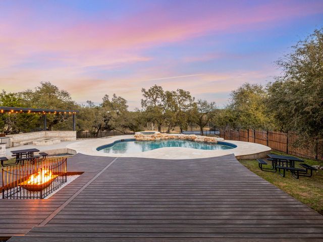 901 Clark CV, Buda, TX 78610