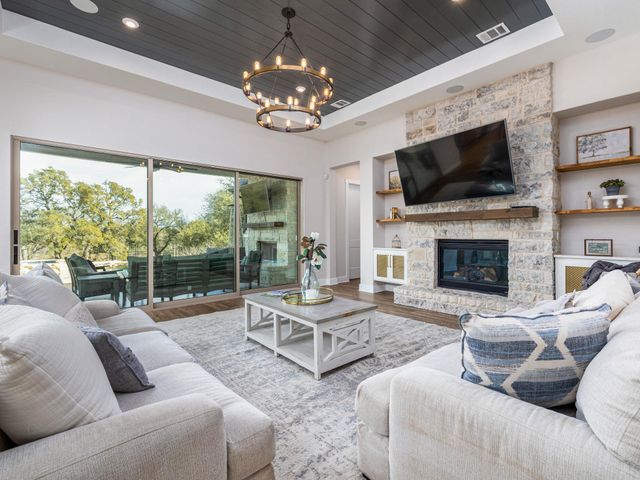 901 Clark CV, Buda, TX 78610