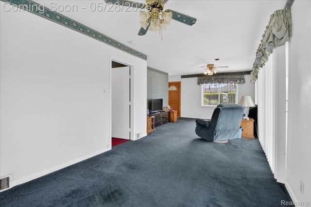 29886 Pointe Drive, Gibraltar, MI 48173