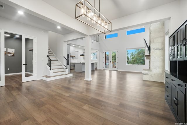 120 County Road 3828, San Antonio, TX 78253