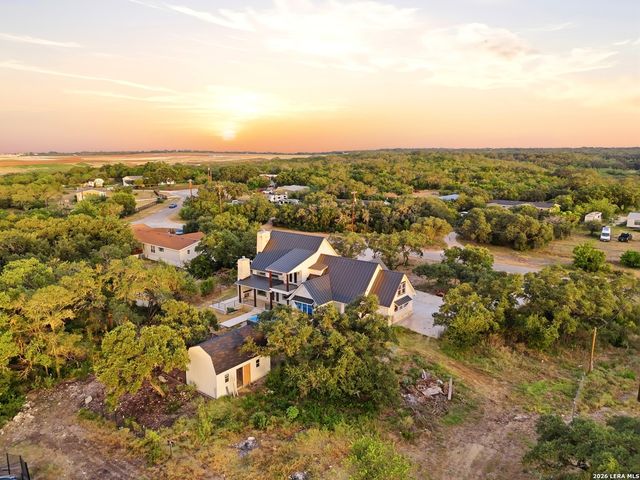 120 County Road 3828, San Antonio, TX 78253