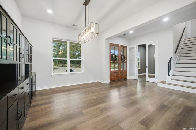 120 County Road 3828, San Antonio, TX 78253